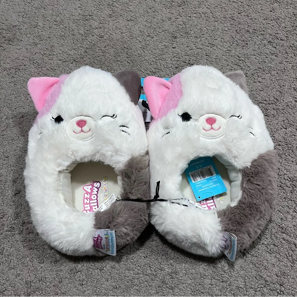 NWT Squishmallows slippers
